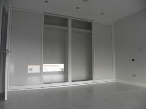 Em2 - Construcción Viviendas de Diseño - San Miguel - Casa Unifamilar - Reformas de Interiores, Salones