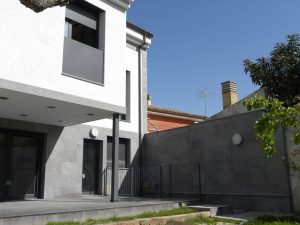 Em2 - Construcción Viviendas de Diseño - San Miguel - Casa Unifamilar - Reformas de Exteriores, Fachada y Patio