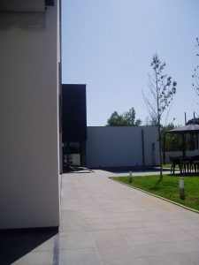 Em2 - Construcción Viviendas de Diseño - Sonsoles - Casa Unifamilar - Reformas y Decoración de Exteriores, Jardín con Terraza