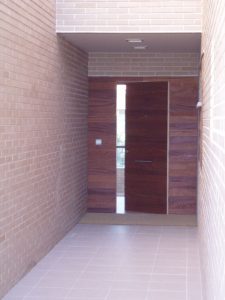 Em2 - Construcción Viviendas de Diseño - Javier Ramos - Casa Unifamilar - Reformas de Exteriores de Viviendas - Entrada Principal